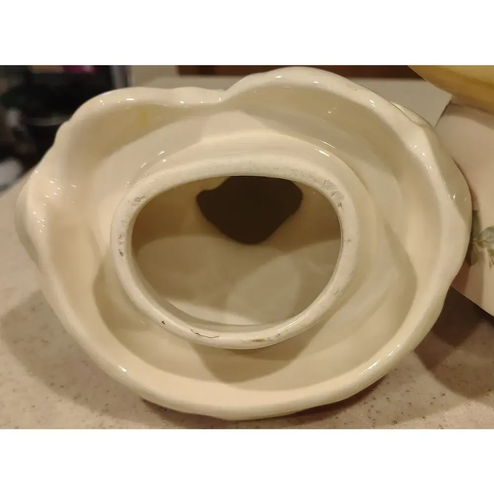 Hull Pottery vintage collectors